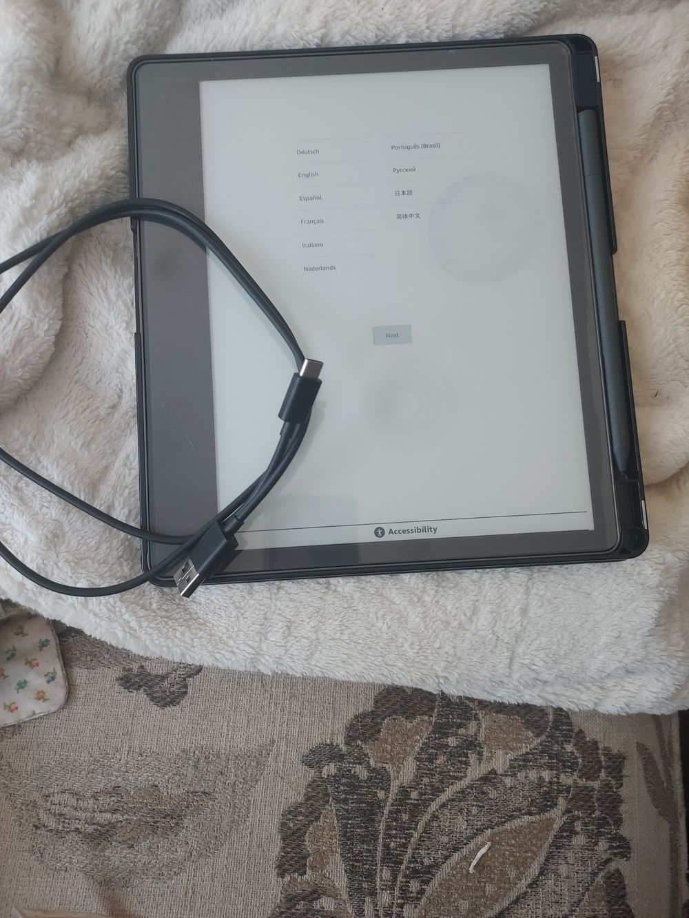 Kindle Scrible 1st Gen with Stylus and USB-C Cable - Portable E-Reader/Tablet